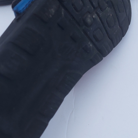 Nike Slip On Sandals sz 4y Swoosh Reconditioned Velcro - Picture 5 of 6